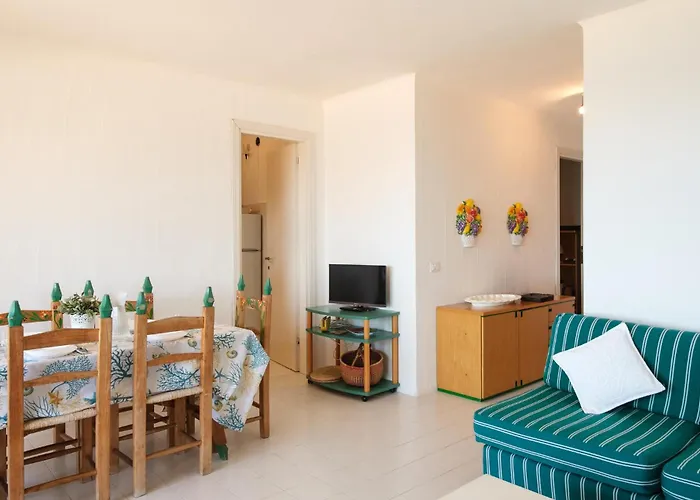 別荘 2 Bedroom Amazing In ポルト・ロトンド